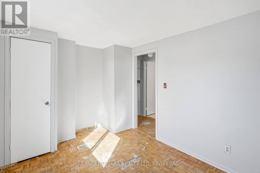 6916 Dolphin Street — photo 21 of 40