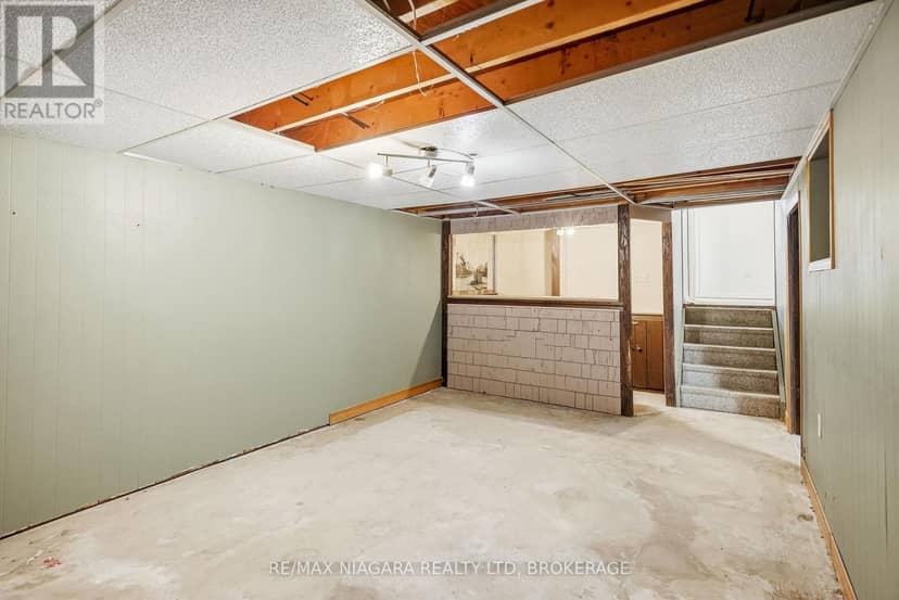 6916 Dolphin Street — photo 30 of 40