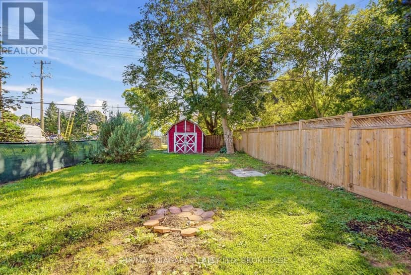 6916 Dolphin Street — photo 37 of 40