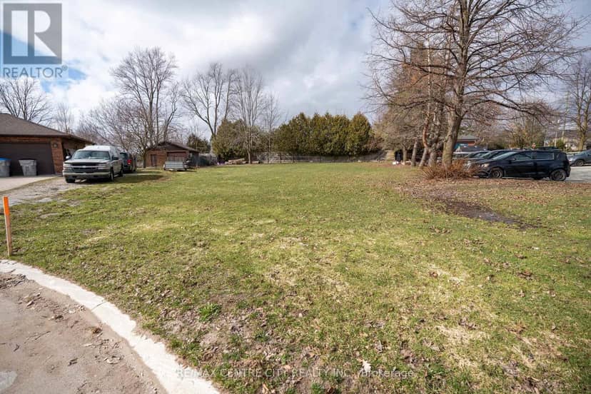 2 Kennedy Court — photo 1 of 14