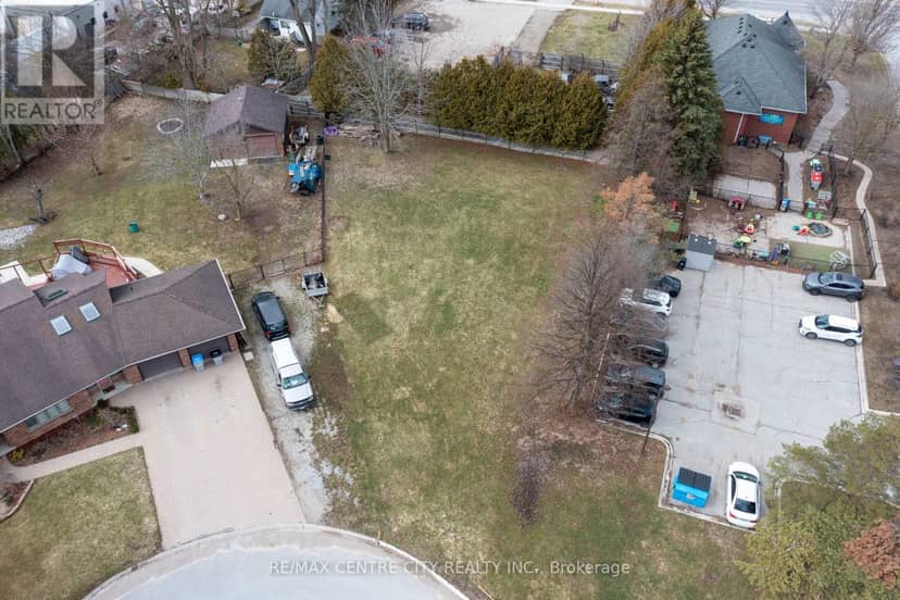 2 Kennedy Court — photo 13 of 14