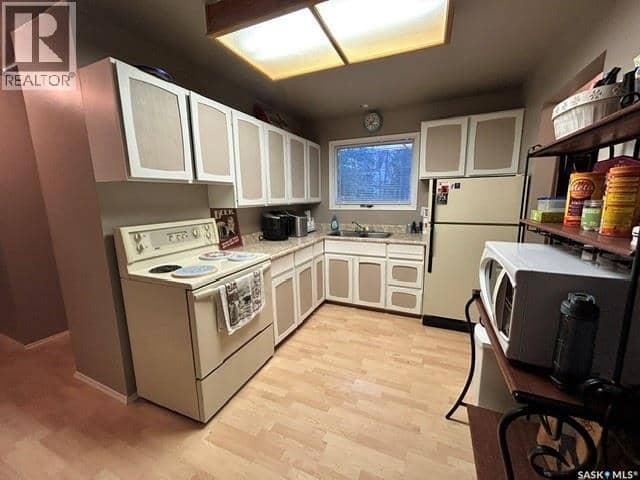 12 Spruce AVENUE, Candle Lake, photo 3