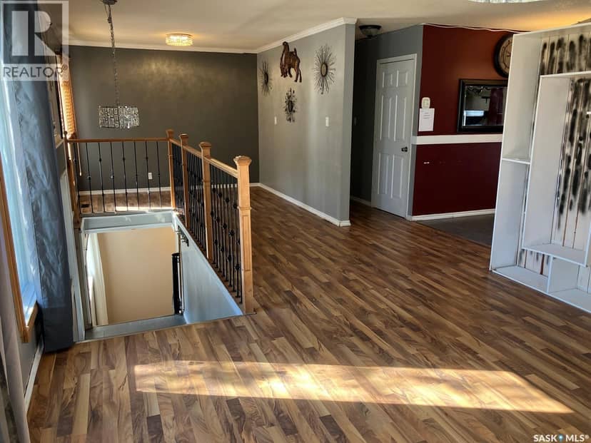 617 8th AVENUE W, Nipawin, photo 5