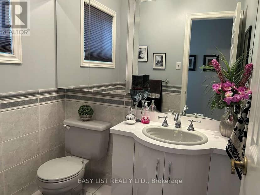 14 Gas Light Crescent — photo 10 of 40
