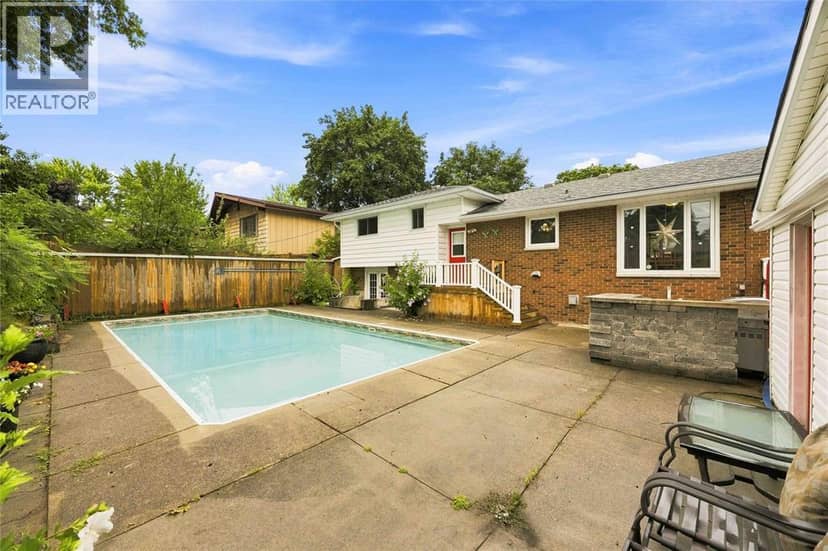 1584 Mc Gee Street — photo 6 of 29