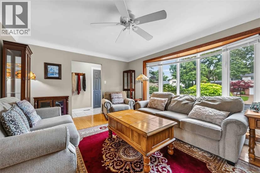 1584 Mc Gee Street — photo 9 of 29