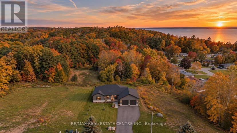 289 Centennial Drive, Midland, photo 2
