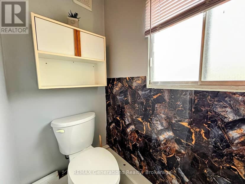 25 Coveney Street — photo 18 of 34