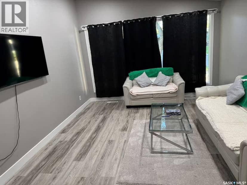 2905 Grant Road, Regina, photo 4