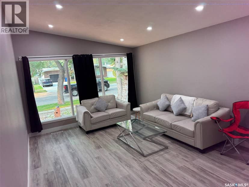 2905 Grant Road, Regina, photo 3