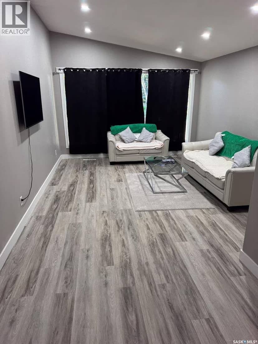 2905 Grant Road, Regina, photo 5