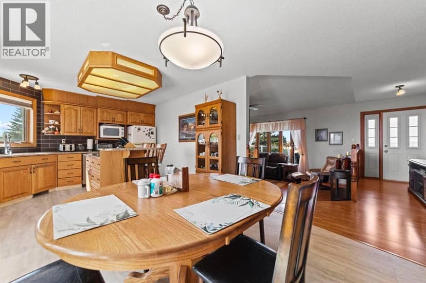 48043 Range Road 194 — photo 14 of 40