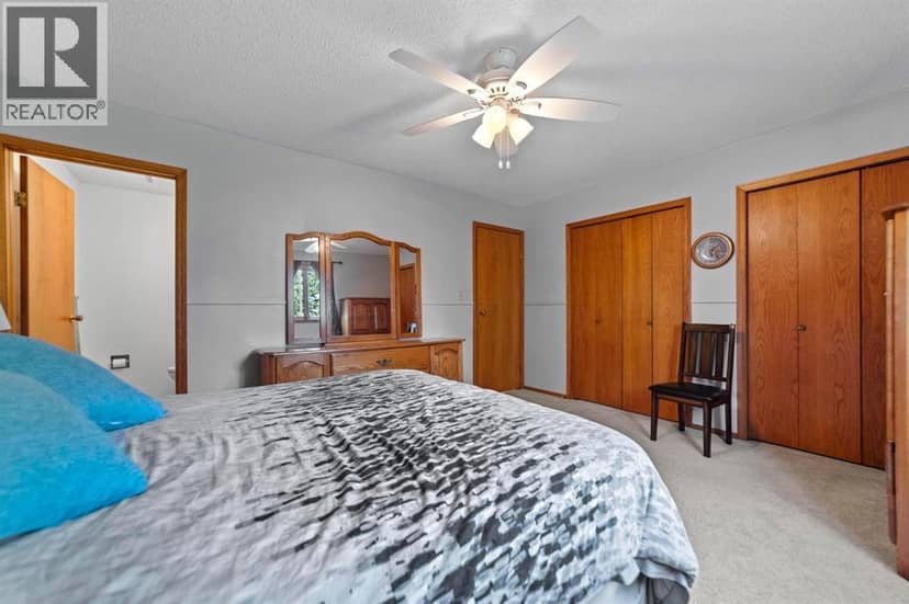 48043 Range Road 194 — photo 18 of 40