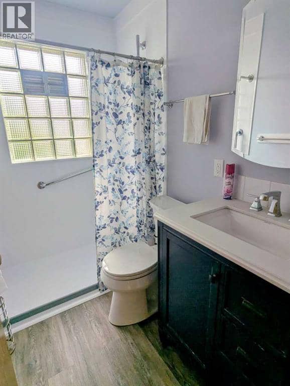 3322 Centre B Street NW — photo 12 of 21