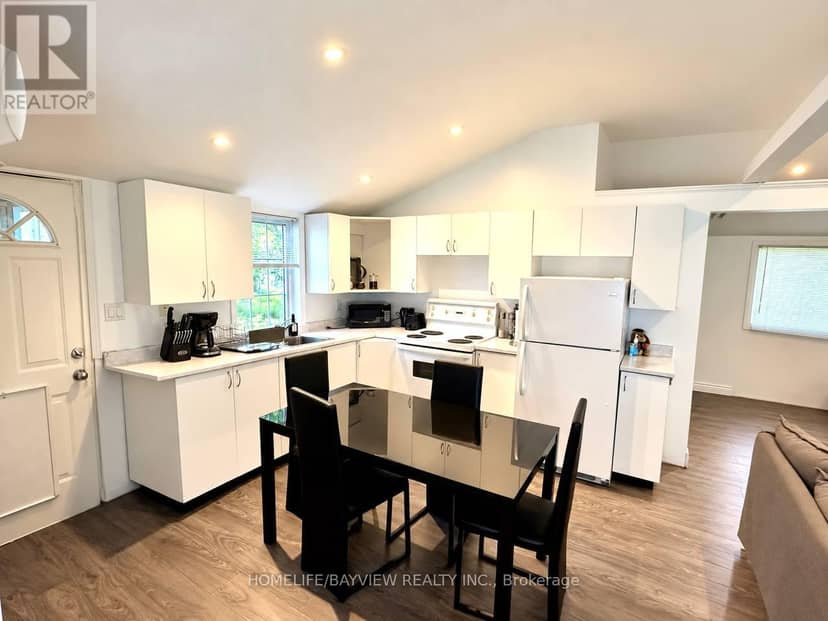 1119 Poplar Drive — photo 9 of 25