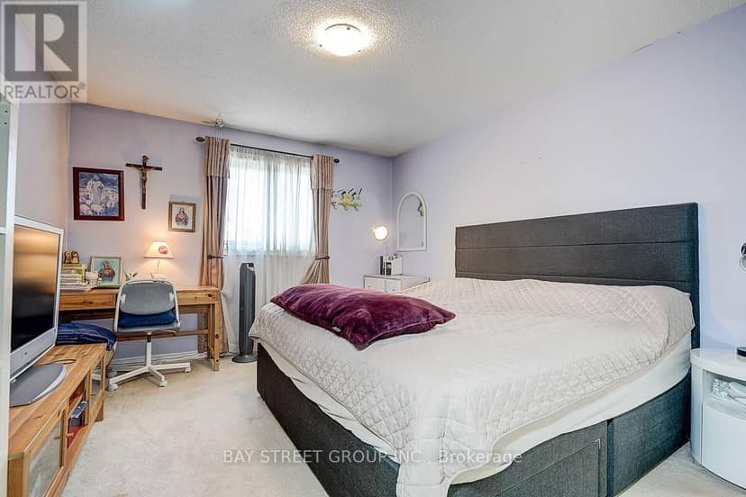 304 Charlton Avenue — photo 21 of 32