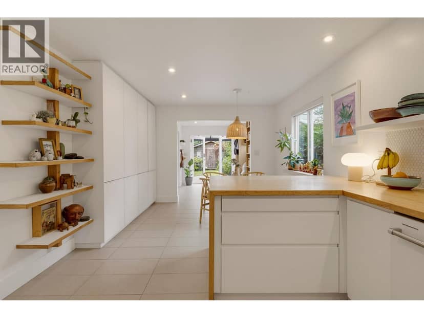 1762 E 15TH AVENUE, Vancouver, photo 3
