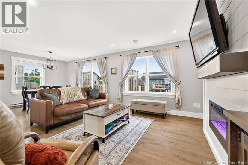32 Rochefort Street — photo 19 of 40
