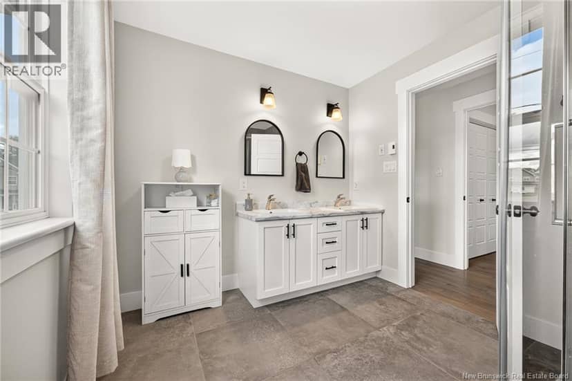 32 Rochefort Street — photo 30 of 40