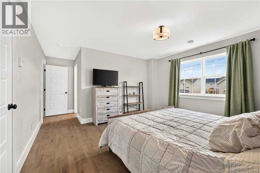 32 Rochefort Street — photo 33 of 40