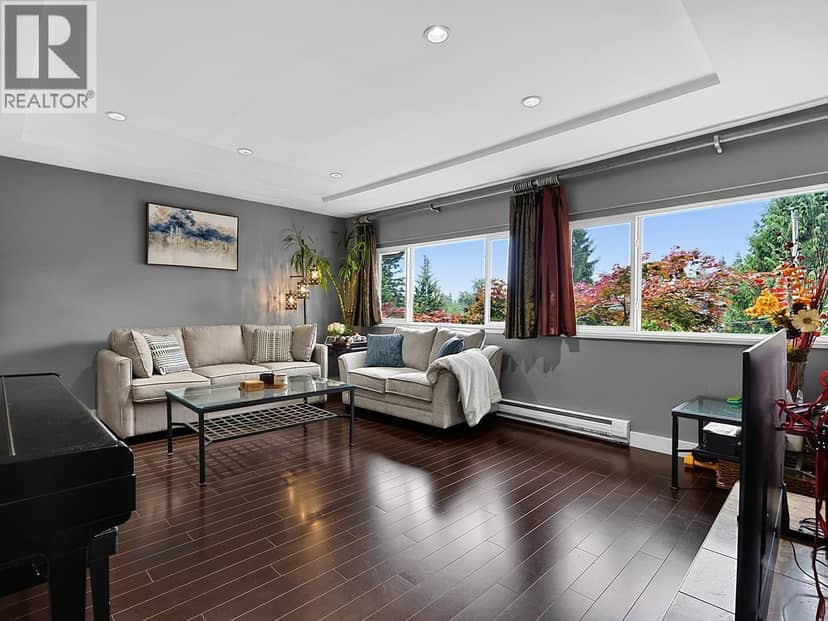 937 KINSAC STREET, Coquitlam, photo 3