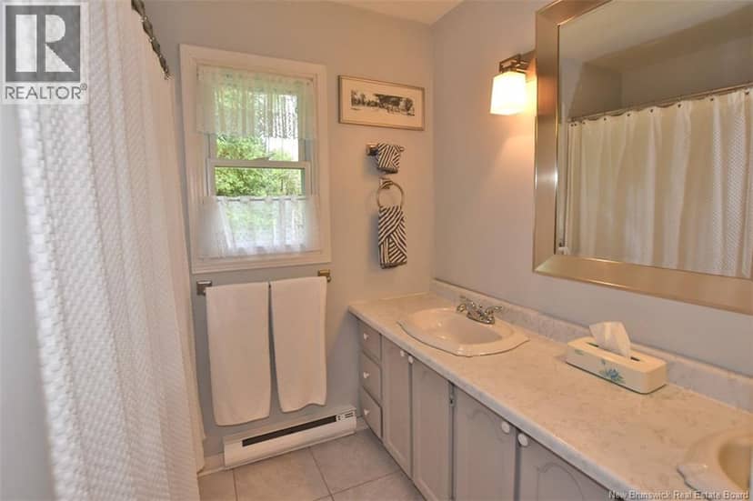 110 Woodbine Lane — photo 29 of 40