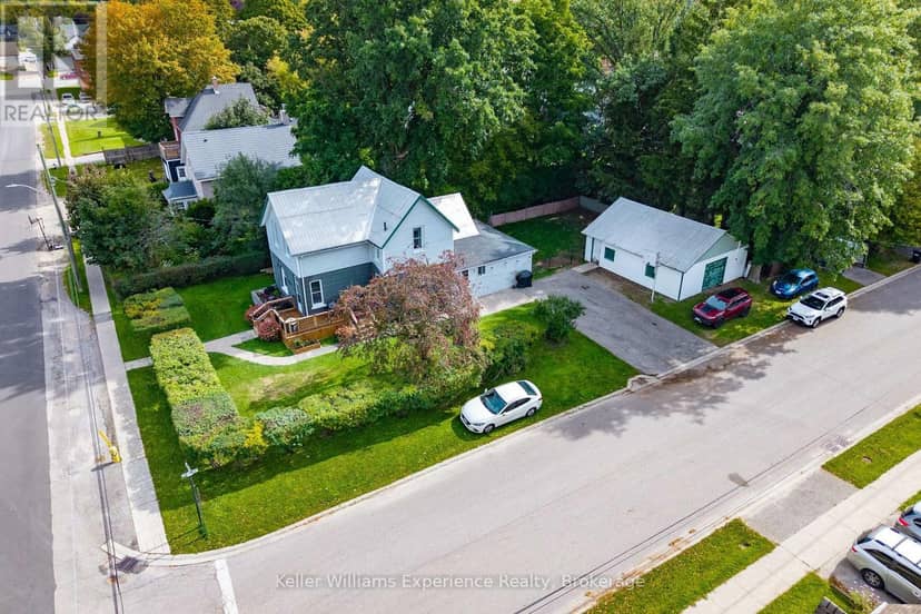 17 Stone Street, Springwater