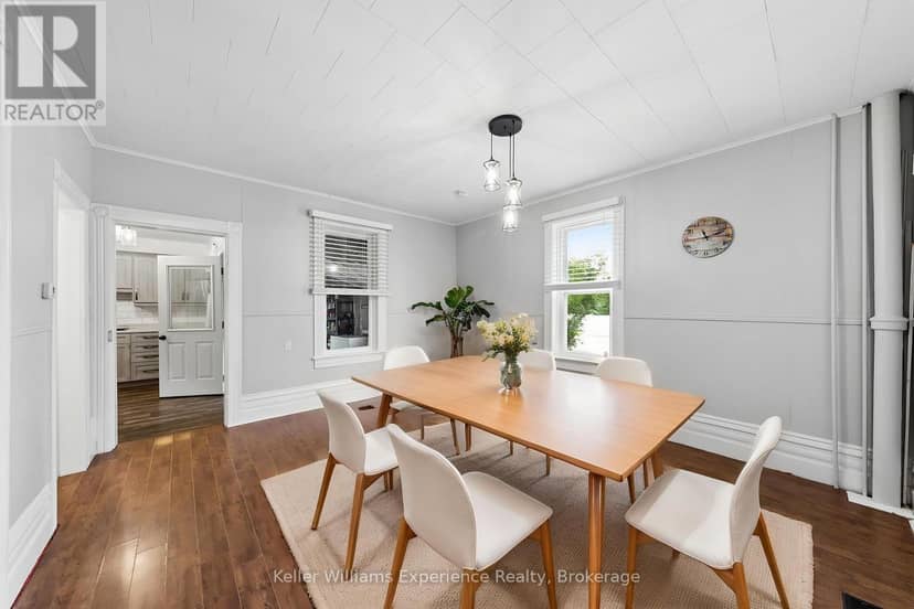 17 Stone Street, Springwater, photo 7