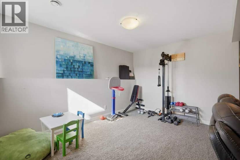 4407 54 Street — photo 24 of 38