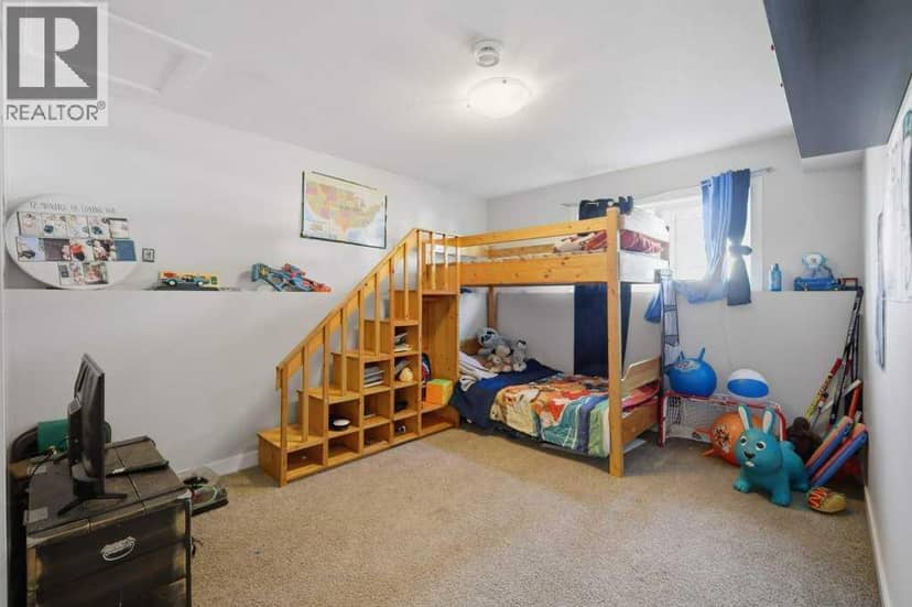 4407 54 Street — photo 26 of 38