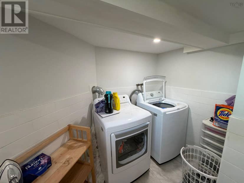 260 York Street — photo 25 of 25