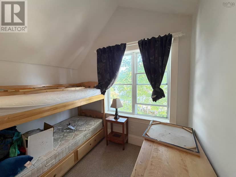260 York Street — photo 19 of 25
