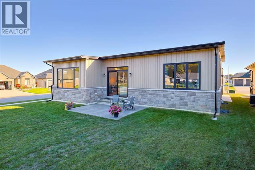 3532 Rowdy Road, Plympton-Wyoming, photo 5