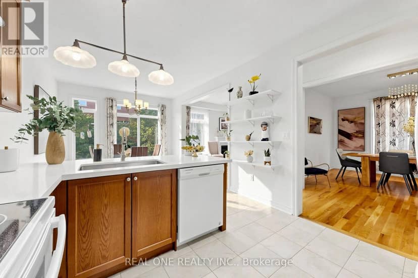 48 Lanark Street — photo 17 of 40