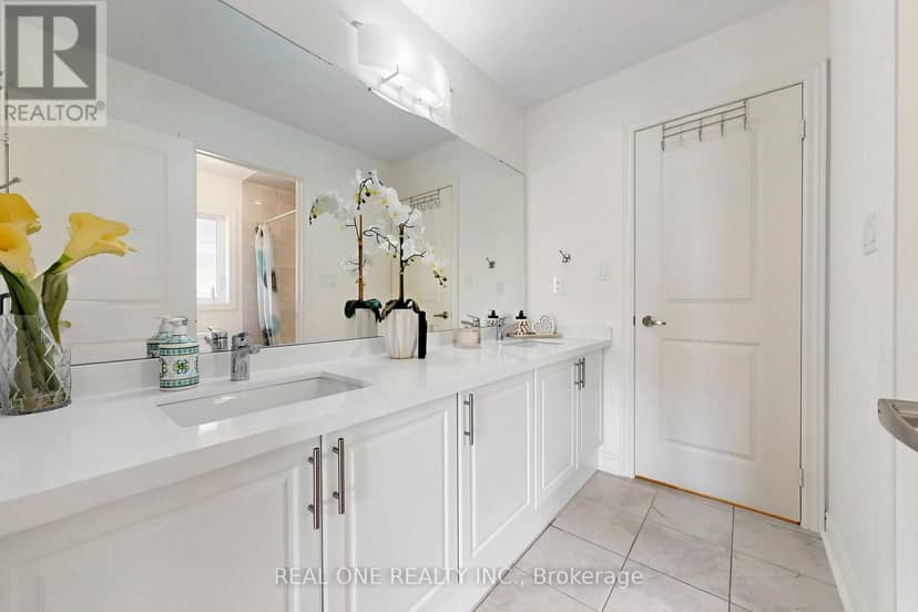 48 Lanark Street — photo 34 of 40