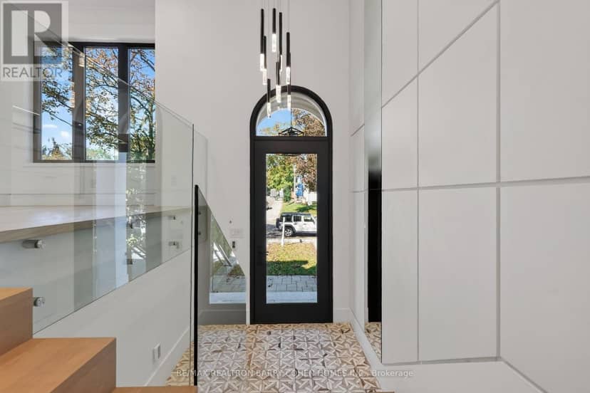 119 Glengrove Avenue W, Toronto, photo 2