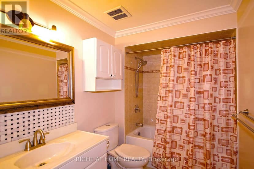 53 - 1055 Shawnmarr Road — photo 15 of 28