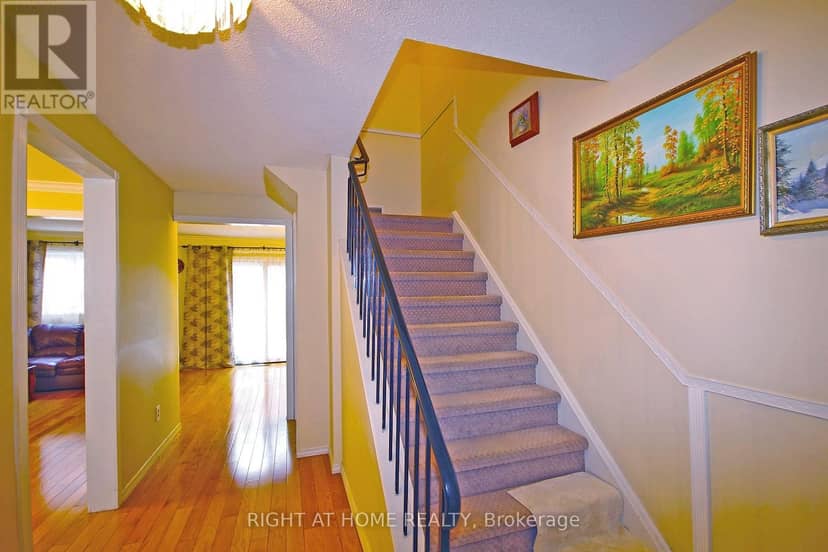 53 - 1055 Shawnmarr Road — photo 5 of 28