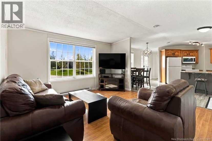 590 Champlain Street, Shediac, photo 4