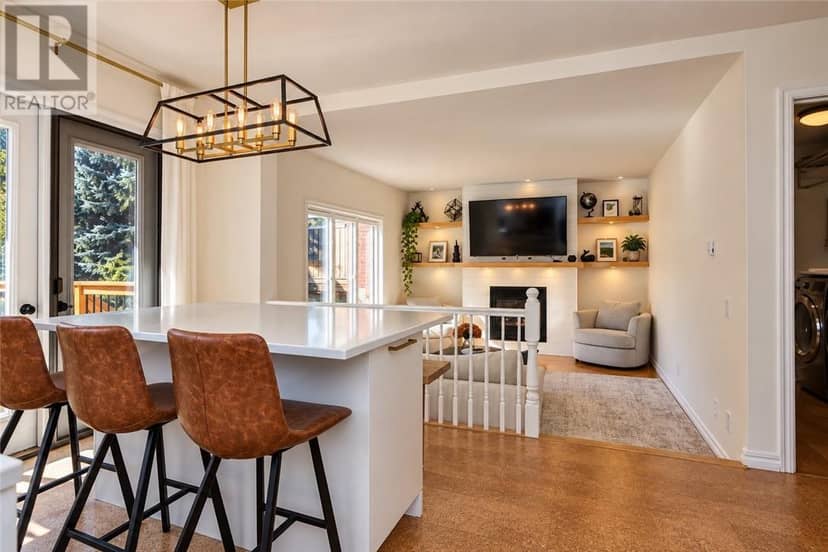 477 Moonrock Ave — photo 11 of 40