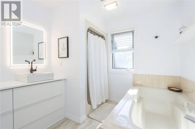 477 Moonrock Ave — photo 37 of 40