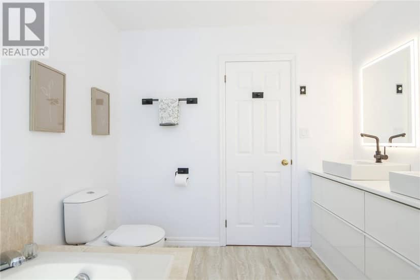 477 Moonrock Ave — photo 38 of 40