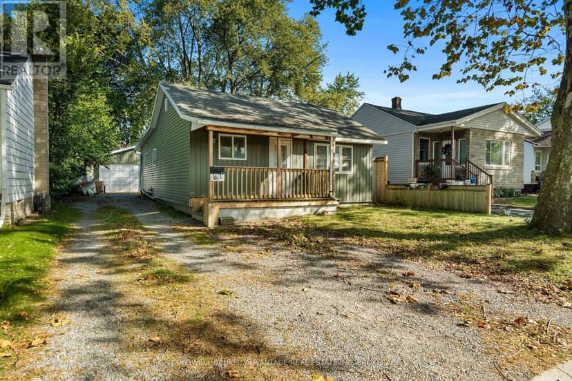 16 Achilles Avenue — photo 2 of 28