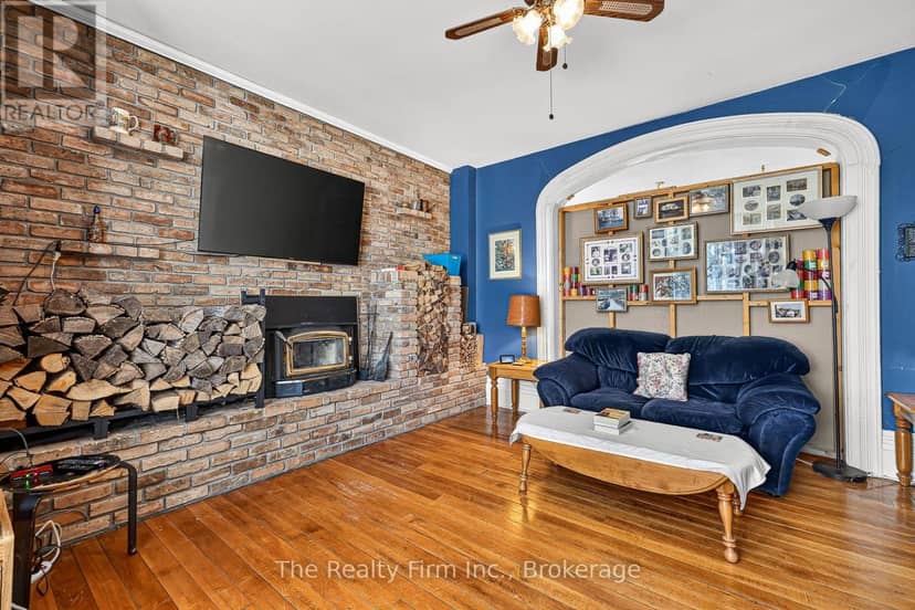 12 Stover Street S, Norwich, photo 7