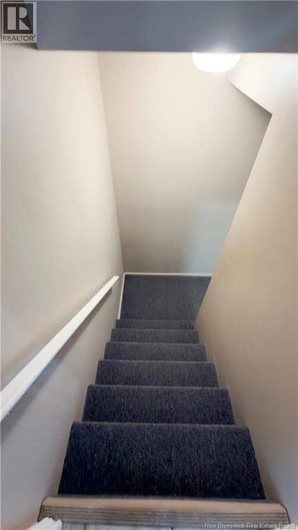 100 Firmin Crescent — photo 37 of 40