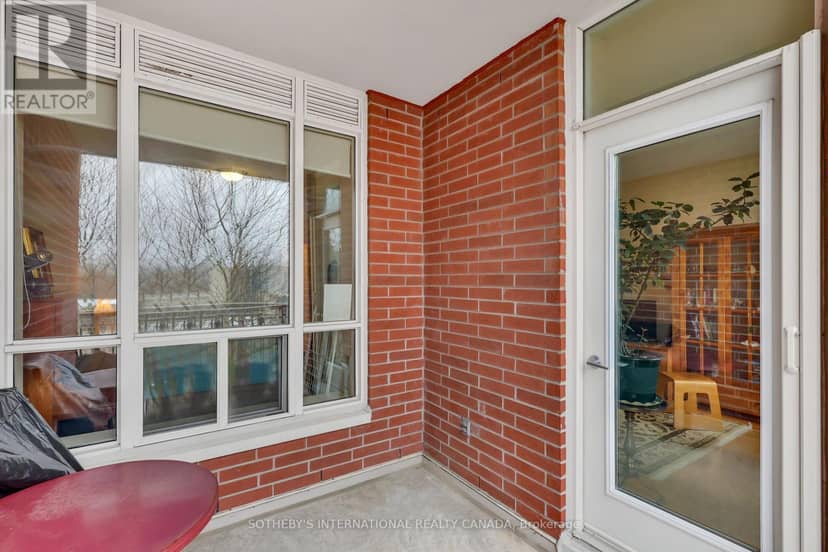 407 - 481 Rosewell Avenue — photo 14 of 33