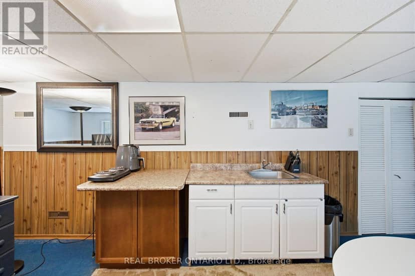 785 Reid Road — photo 31 of 40