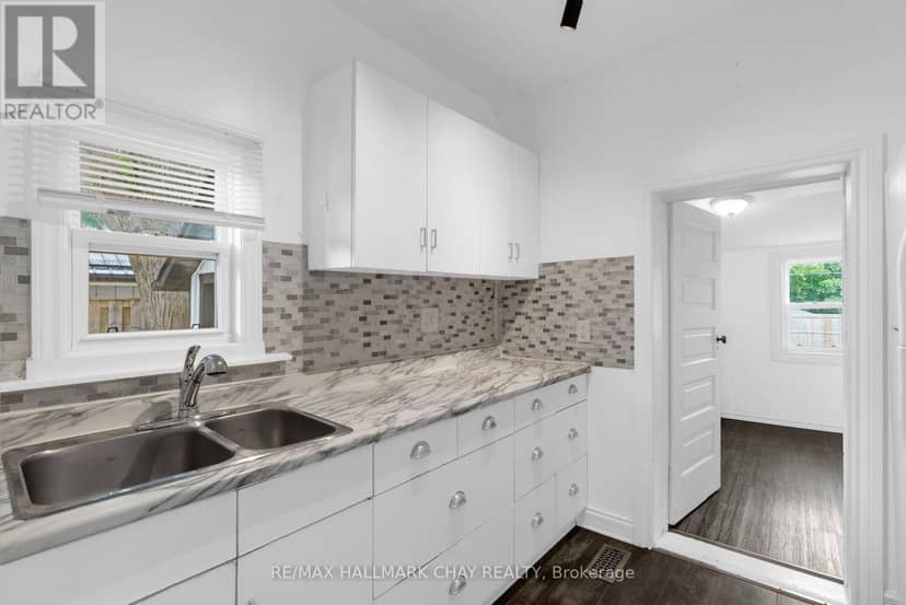 7192 26 Highway — photo 17 of 38