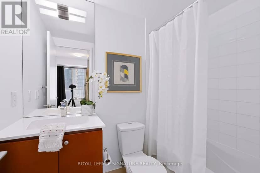 1405 - 25 Cole Street — photo 23 of 28