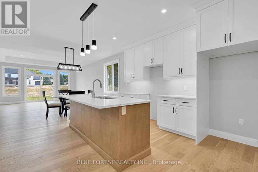 147 Shirley Street — photo 3 of 40